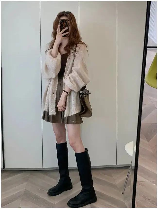 2025 Korean Style Black Knitted Sweater for Women — feature 15