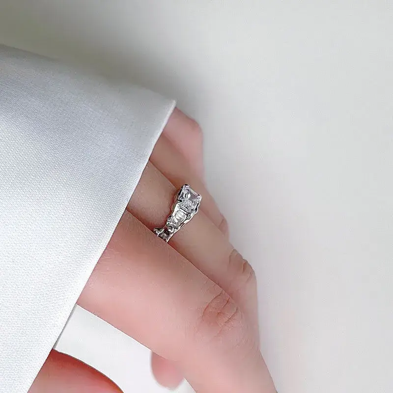 High-End Open Finger Rings with Black Zircon & Silver Plating - Image 4