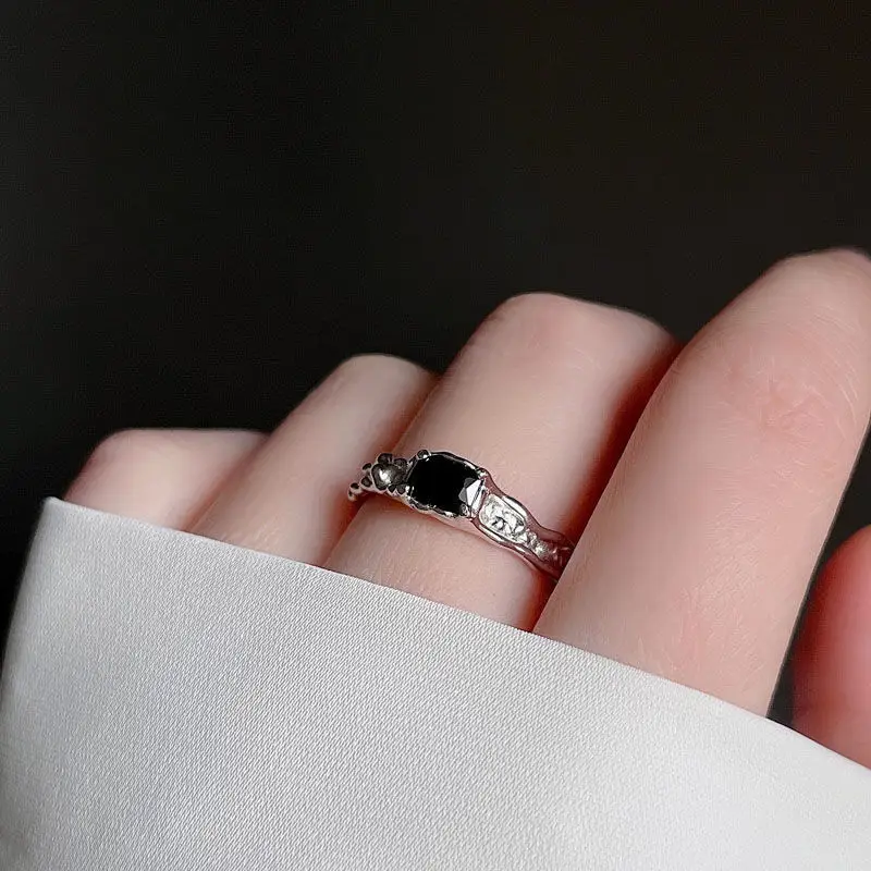 High-End Open Finger Rings with Black Zircon & Silver Plating — feature 3