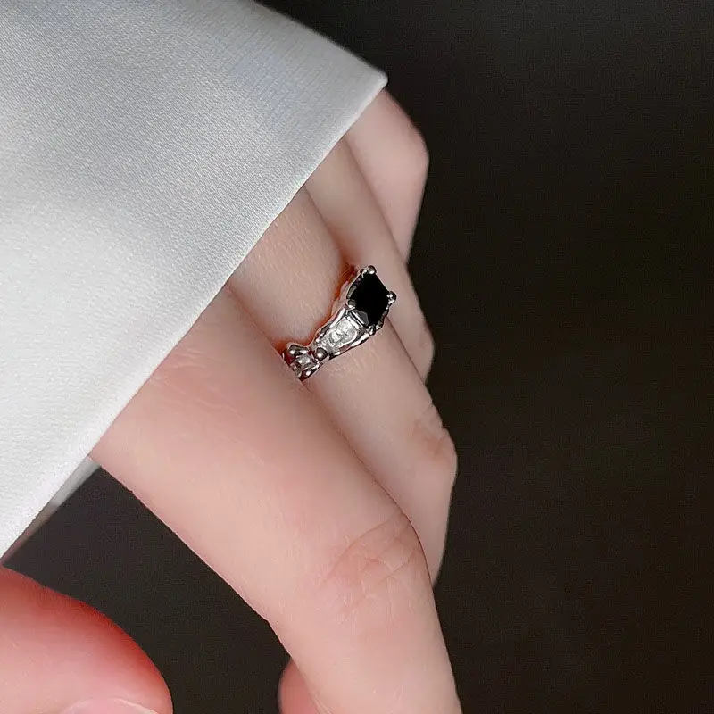 High-End Open Finger Rings with Black Zircon & Silver Plating — feature 6