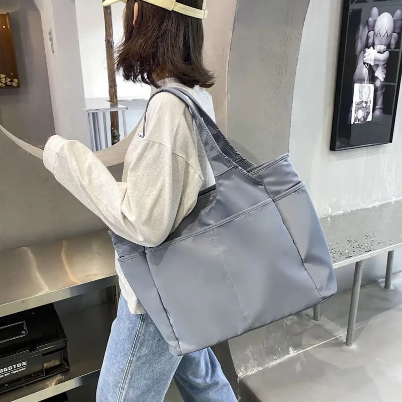 Black Large Capacity Tote Bag for Women - Image 10