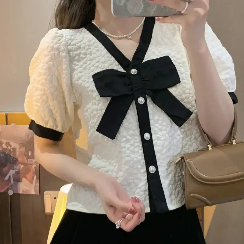 Black Bow Short Sleeve Top with White Belt - Image 2