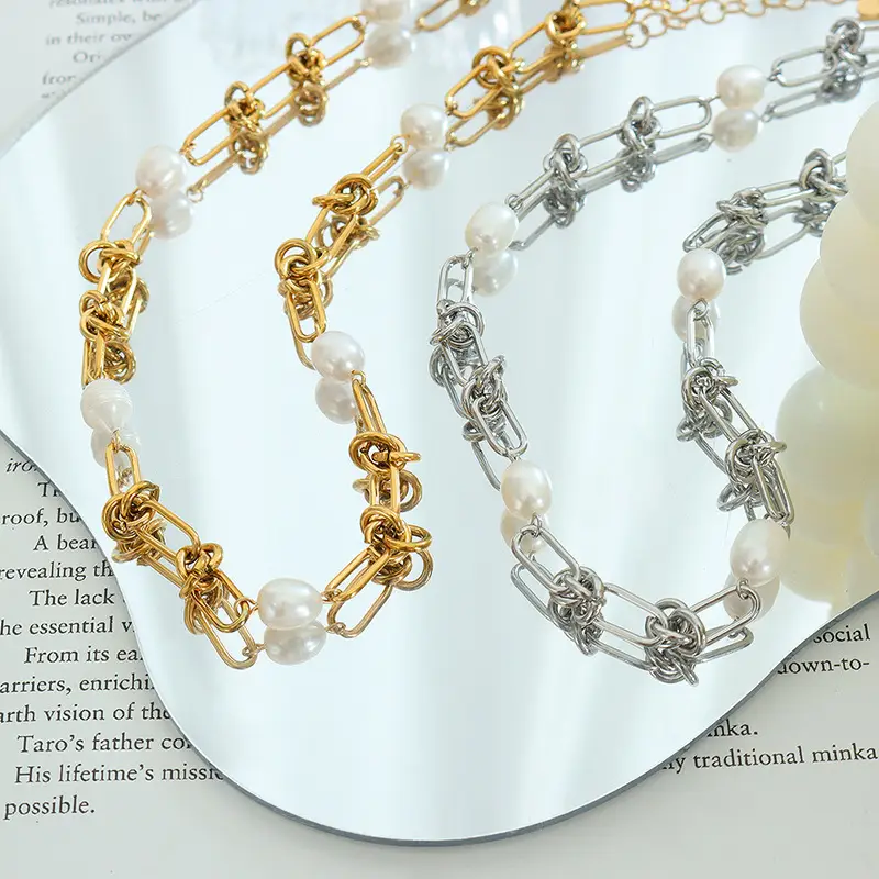 French Titanium Pearl Kink Chain Necklace - Image 6