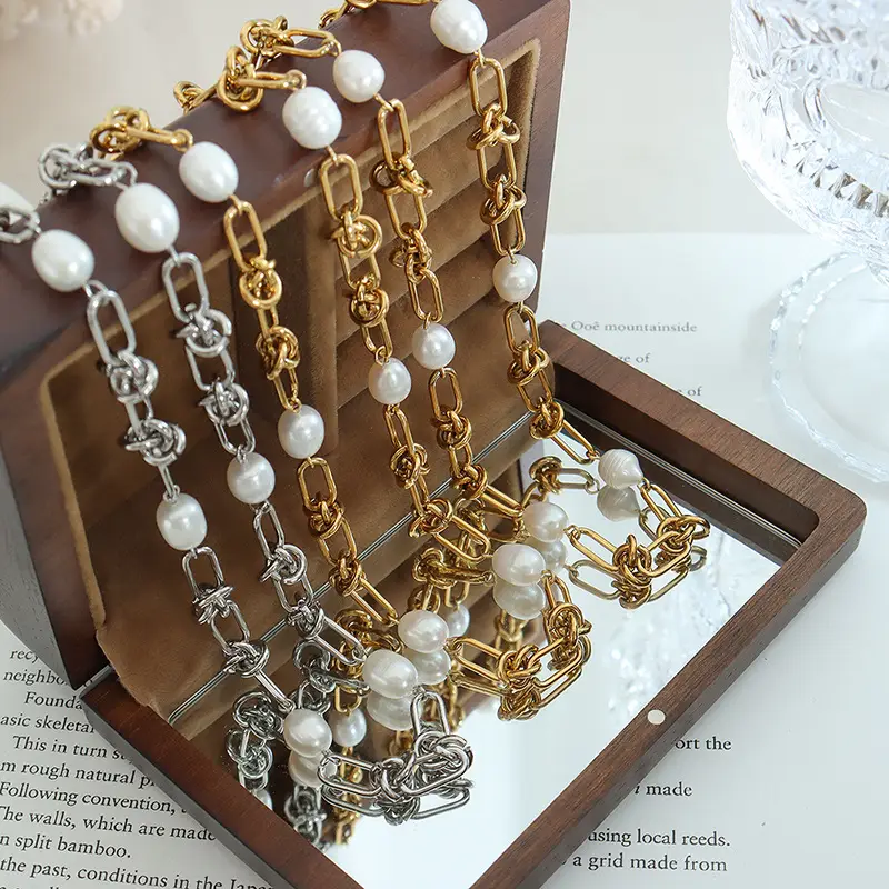 French Titanium Pearl Kink Chain Necklace - Image 7