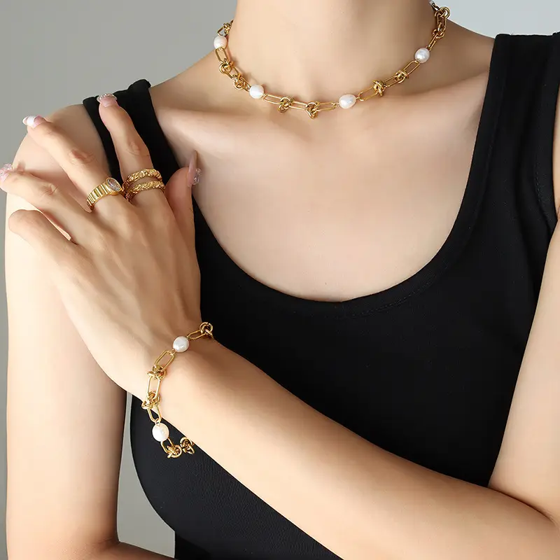 French Titanium Pearl Kink Chain Necklace - Image 8