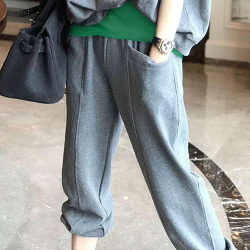 Grey Loose Fit Women's Casual Two-Piece Suit - Image 5