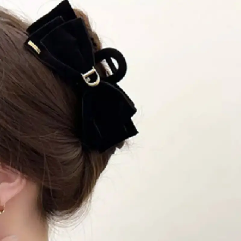 Black Velvet Bow Hairpin for Women Summer - Image 3