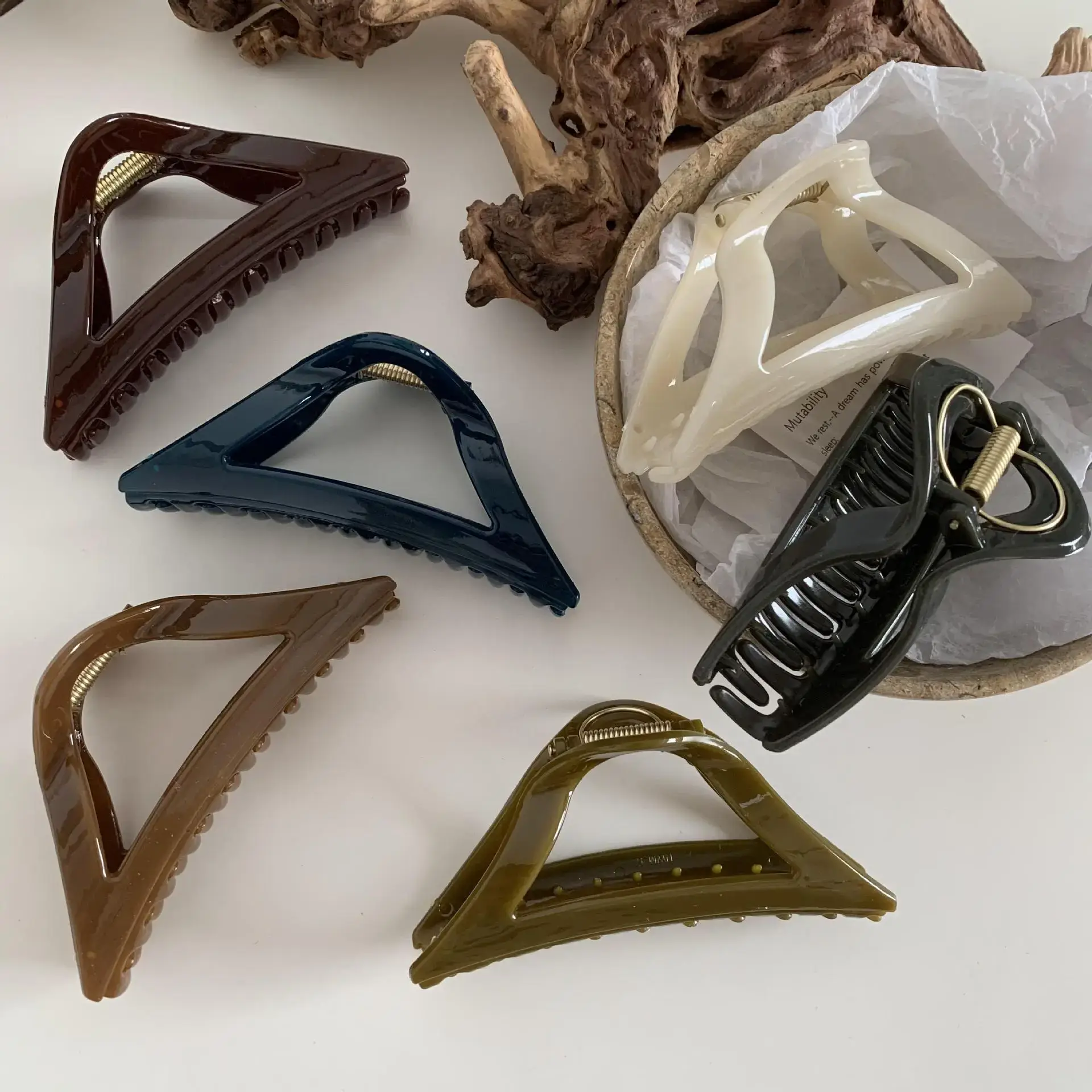 French Acetic Acid Hairpin Peacock Blue Back Clip Triangle Hollow Grab Large Hair Accessories - Image 5