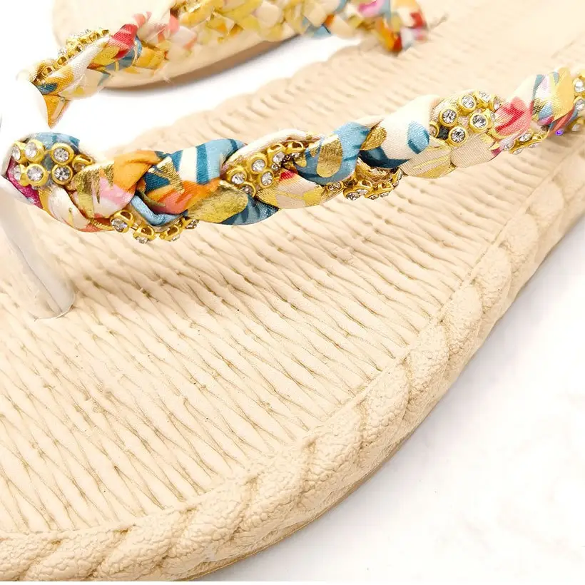 Ethnic-style Flip-flops with Diamond for Women's Outdoor Wear Summer Imitation Straw Fashionable Trendy Outdoor Vacation Seaside Flat Non-slip Slippers - Image 5