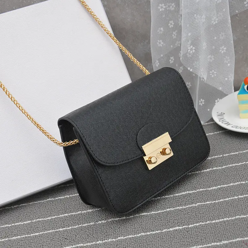 Black Small Square Chain Bag for Women 2025 - Image 10