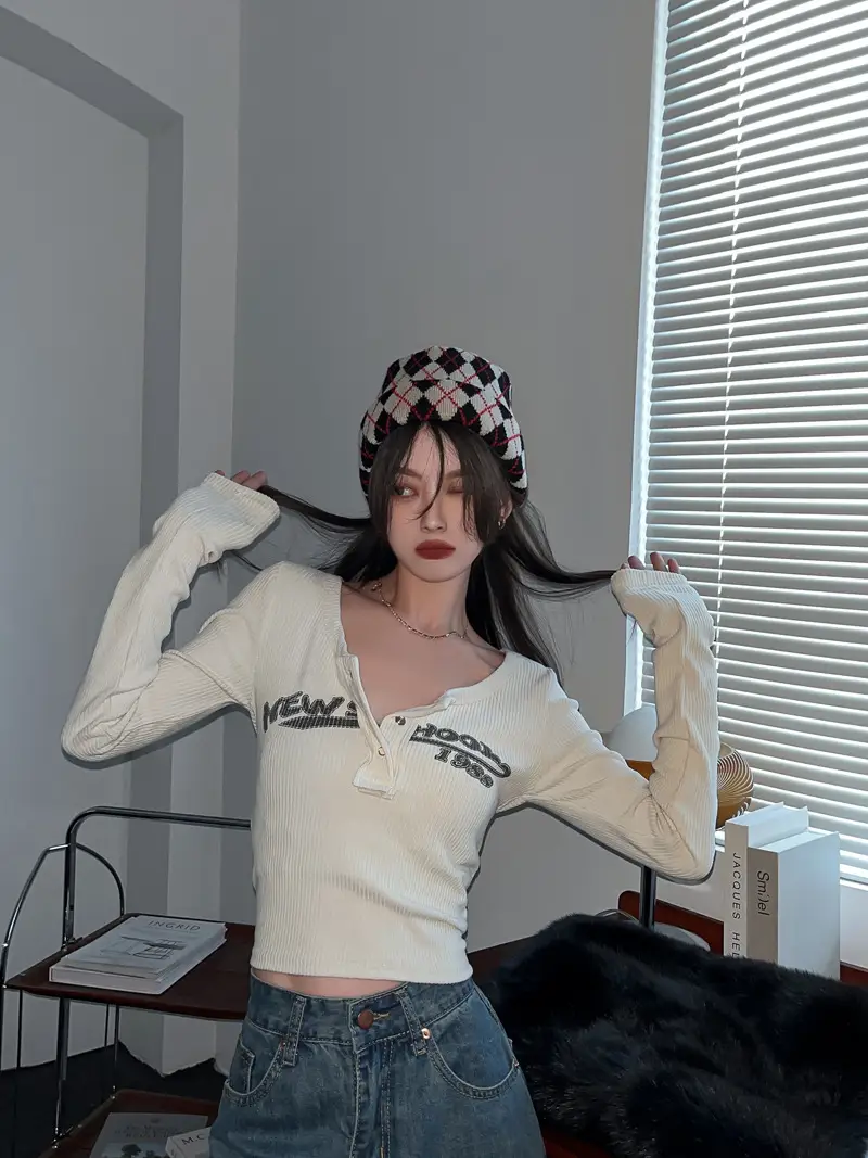 Hot Girl Tops for Women in Autumn Winter Short European American Niche Sexy Bottoming Shirts Unique Design Tight T-Shirts Trbottomy — feature 49