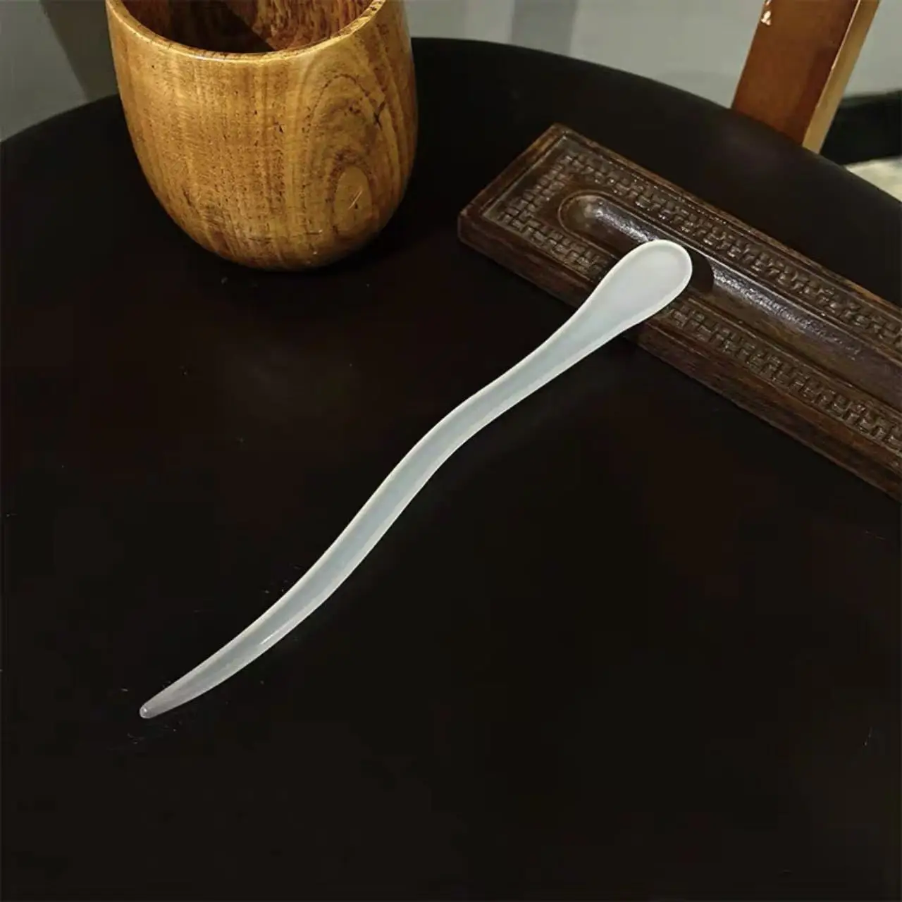 White Jade Hairpin Women's Modern Antique Hanfu Accessory - Image 10