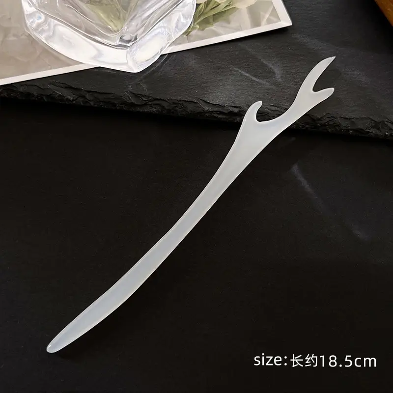 White Jade Hairpin Women's Modern Antique Hanfu Accessory - Image 6