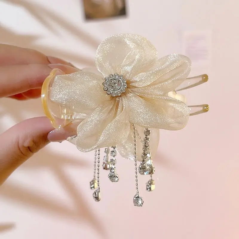 Black Sunflower Tassel Hairpin for Women - Image 3