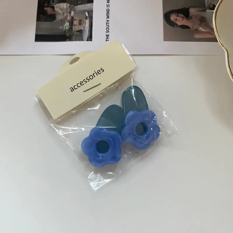 Small Blue Flower Hairpin Clip for Girls - Image 3