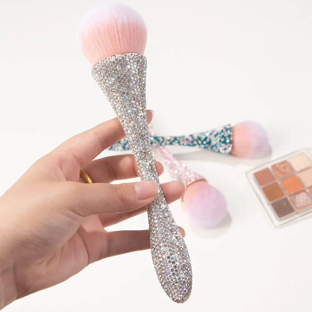 Cross-Country Diamond Brush Set for Blush & Foundation — feature 20