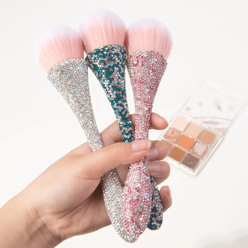 Cross-Country Diamond Brush Set for Blush & Foundation — feature 7