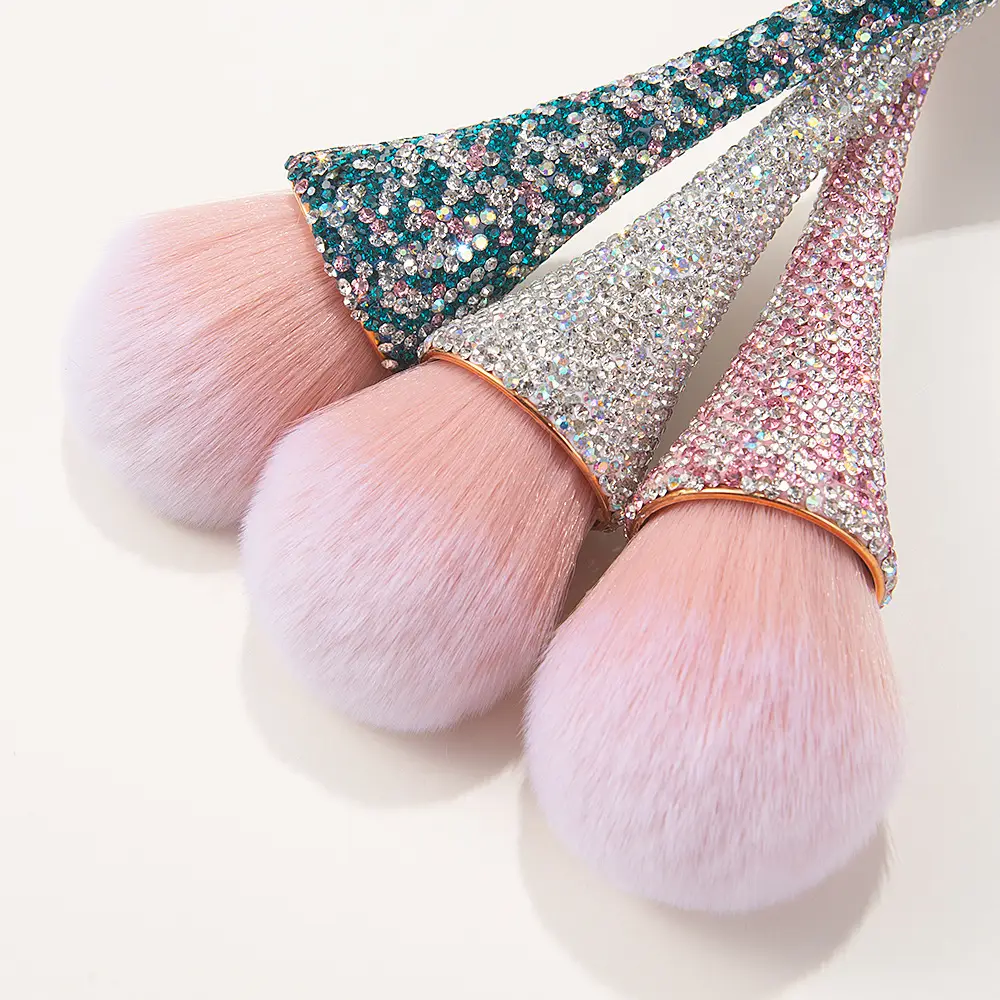 Cross-Country Diamond Brush Set for Blush & Foundation — feature 8