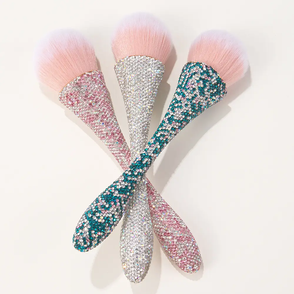 Cross-Country Diamond Brush Set for Blush & Foundation — feature 9