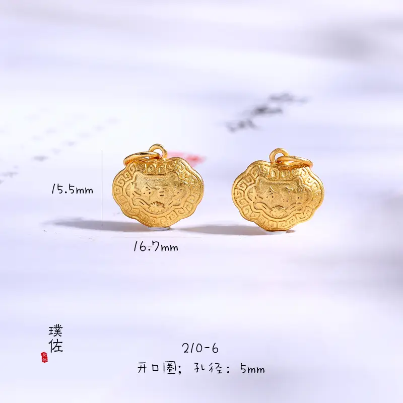 Gold Sandal Wishful Lucky Pendant 16.8cm - Image 3