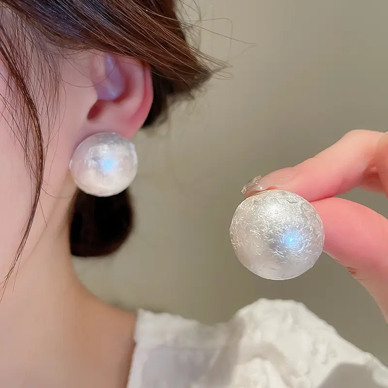 Silver Pearl Earrings for Women French Retro Elegant Wholesale - Image 3