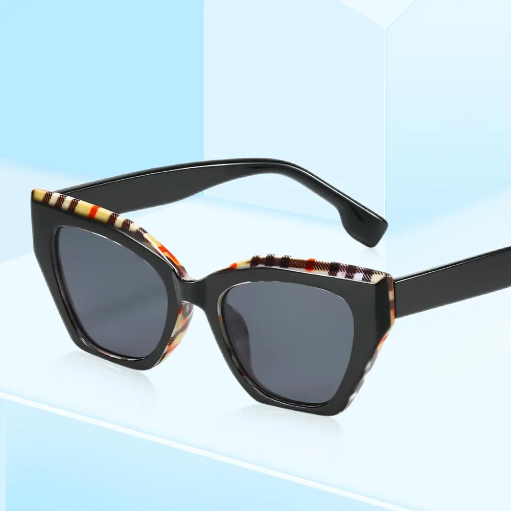 Turtle Print Cat's Eye Sunglasses for Women - Image 10