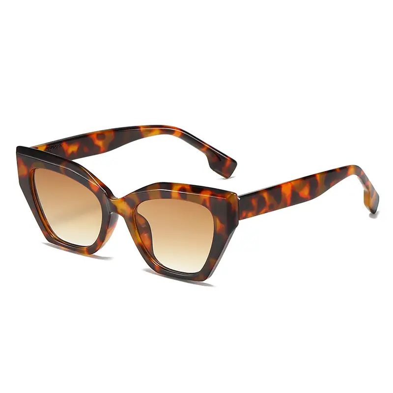 Turtle Print Cat's Eye Sunglasses for Women - Image 3