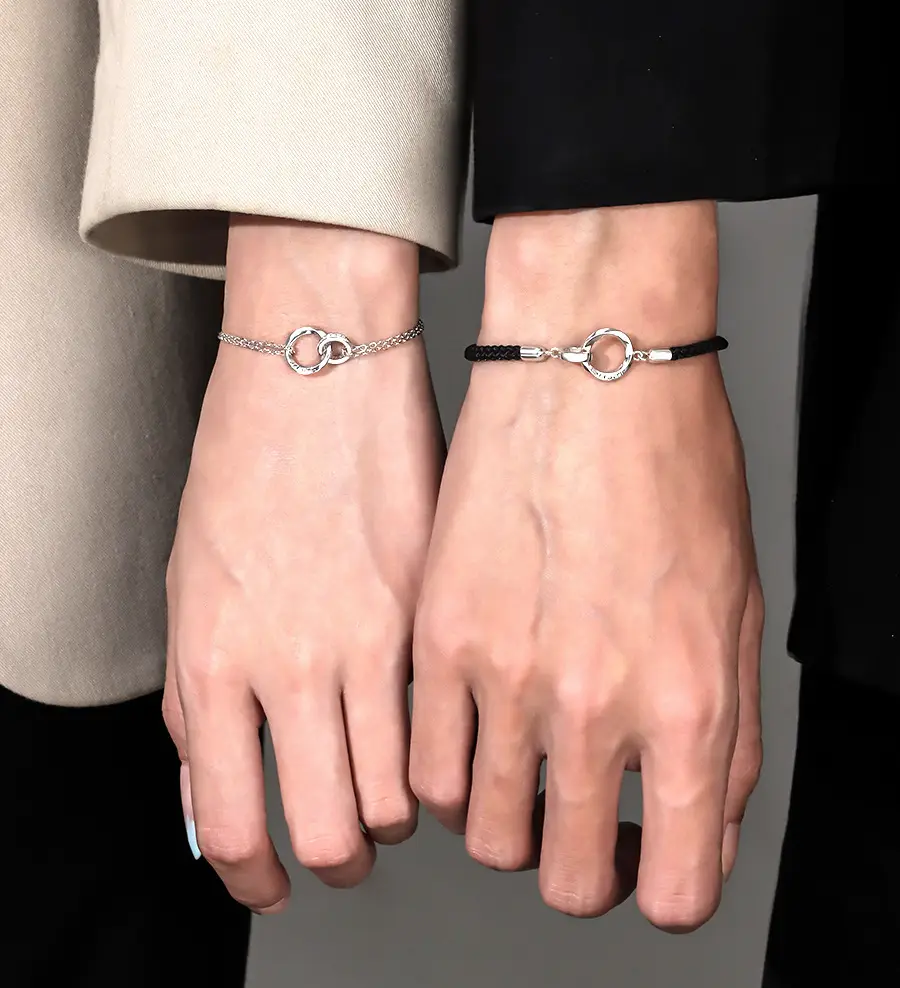 Mobius Couple Bracelet Light Luxury Ring-link Geometric Double-ring - Image 4