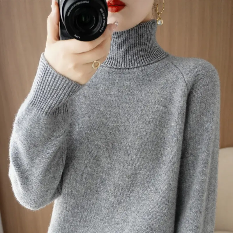 Women's Purple Wool Turtleneck Sweater 2025 - Image 3