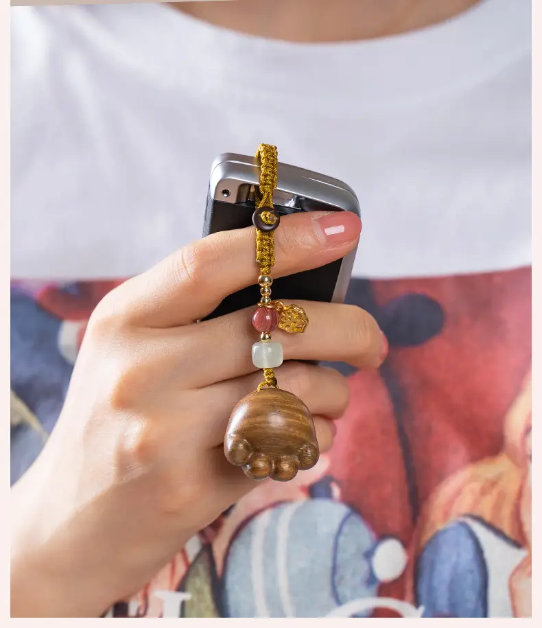 Sandalwood Cat's Claw Mobile Phone Lanyard — feature 12