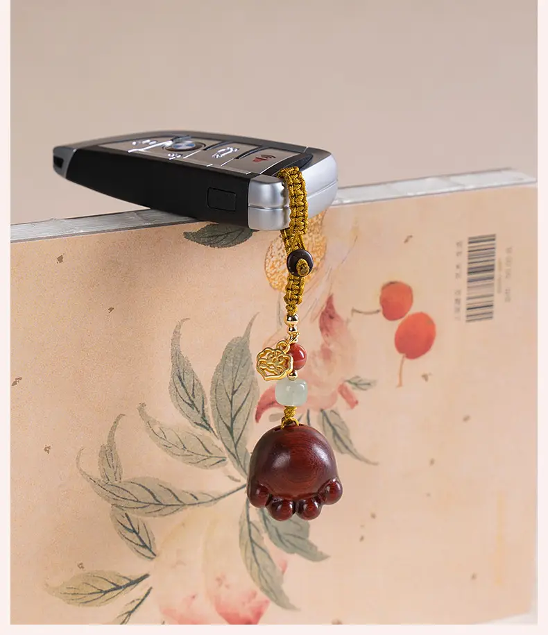 Sandalwood Cat's Claw Mobile Phone Lanyard — feature 18