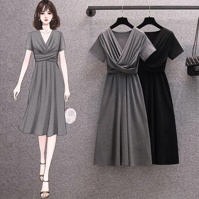Plus Size Black Pleated Summer Dress - Image 4