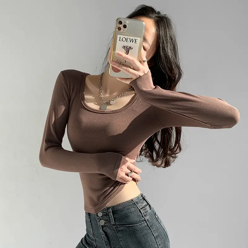 Women's White Long Sleeve Round Neck T-Shirt - Image 9