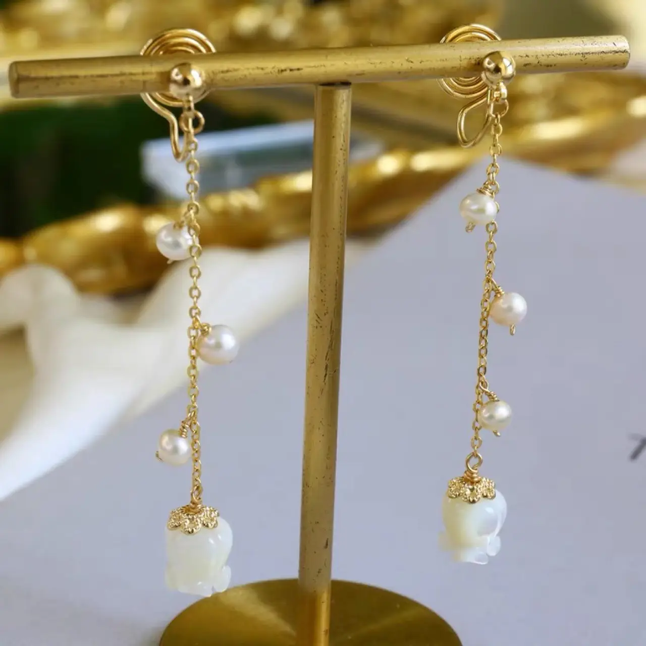 Natural Pearl Earrings with Mosquito Repellent & Anti-Drop Design — feature 10