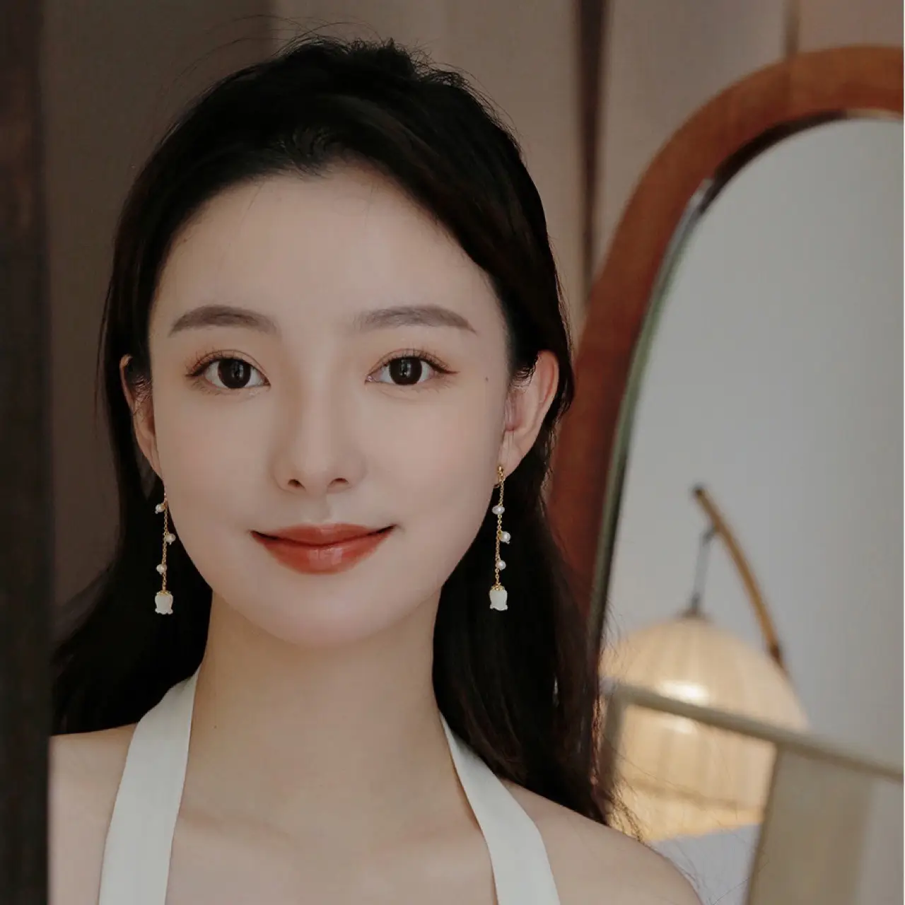 Natural Pearl Earrings with Mosquito Repellent & Anti-Drop Design — feature 8