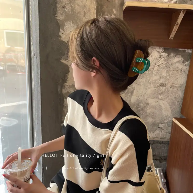 Leopard Print Shark Clip Hairpin for Women — feature 5