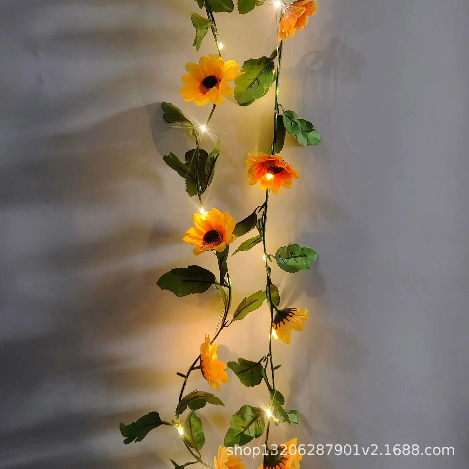 Solar Green Leaf Rattan Light String Outdoor Decor - Image 4