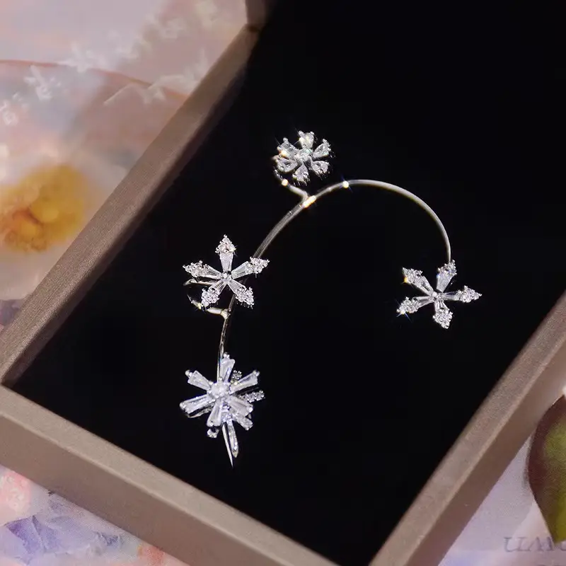 Rotatable Flower Earrings Silver Leaf Design - Image 3