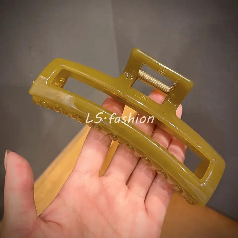 Hollow Rectangular Hair Grab Clips for Women - Image 2