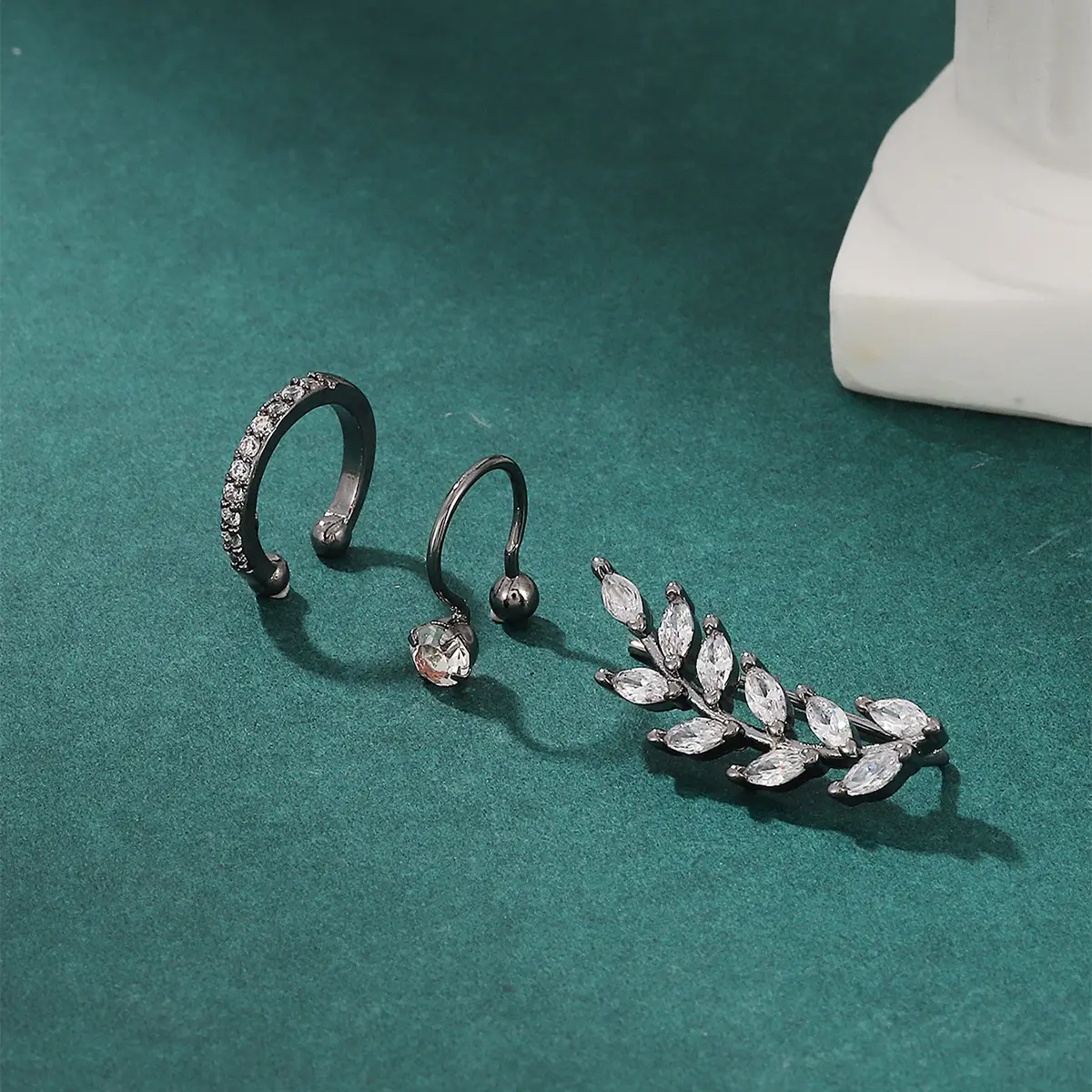 Zircon Leaf Ear Clip for Women Elegant Distinctive Earrings - Image 19