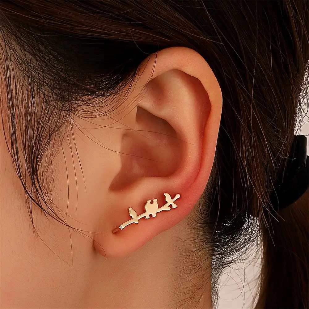 Zircon Leaf Ear Clip for Women Elegant Distinctive Earrings - Image 12