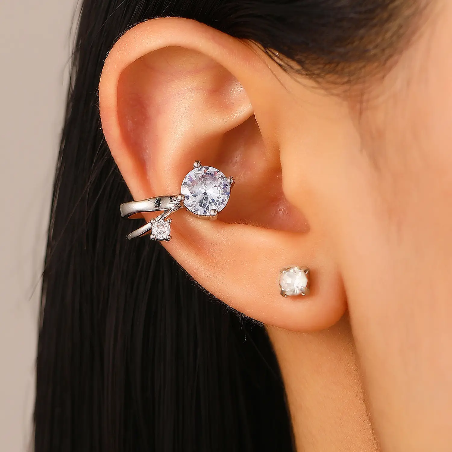 Zircon Leaf Ear Clip for Women Elegant Distinctive Earrings - Image 7