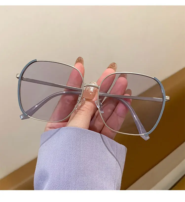Women's Korean Style Gradual Color Sunglasses with Anti-UV Protection — feature 18