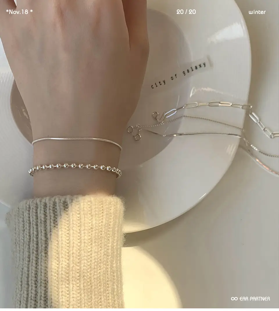 Japanese-style Silver Plated Light Luxury Bracelet for Women — feature 1