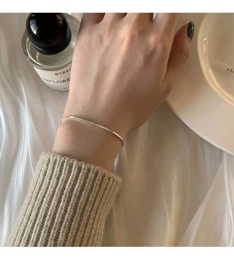 Japanese-style Silver Plated Light Luxury Bracelet for Women — feature 18