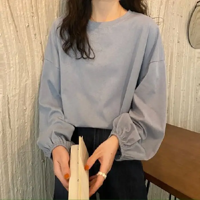 Women's Green Loose Pullover T-Shirt with Long Sleeve Lantern Design - Image 6