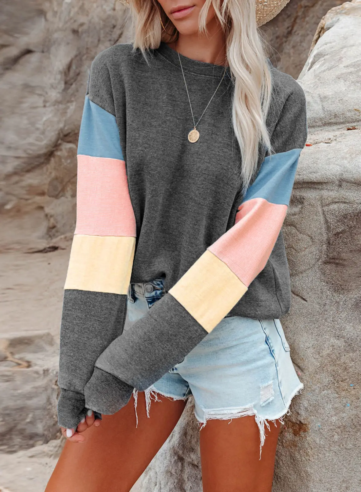 Women's 2025 Contrast Color Sweatshirt Pullover Set - Image 3