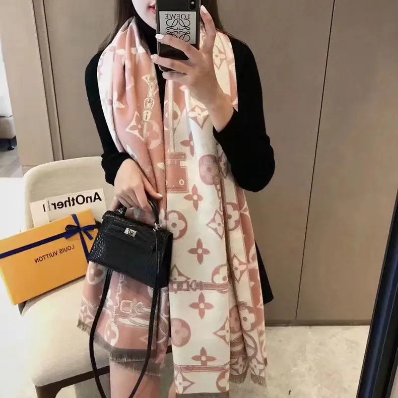 Women's Korean Style Warm Scarf Black White Double Sided - Image 10