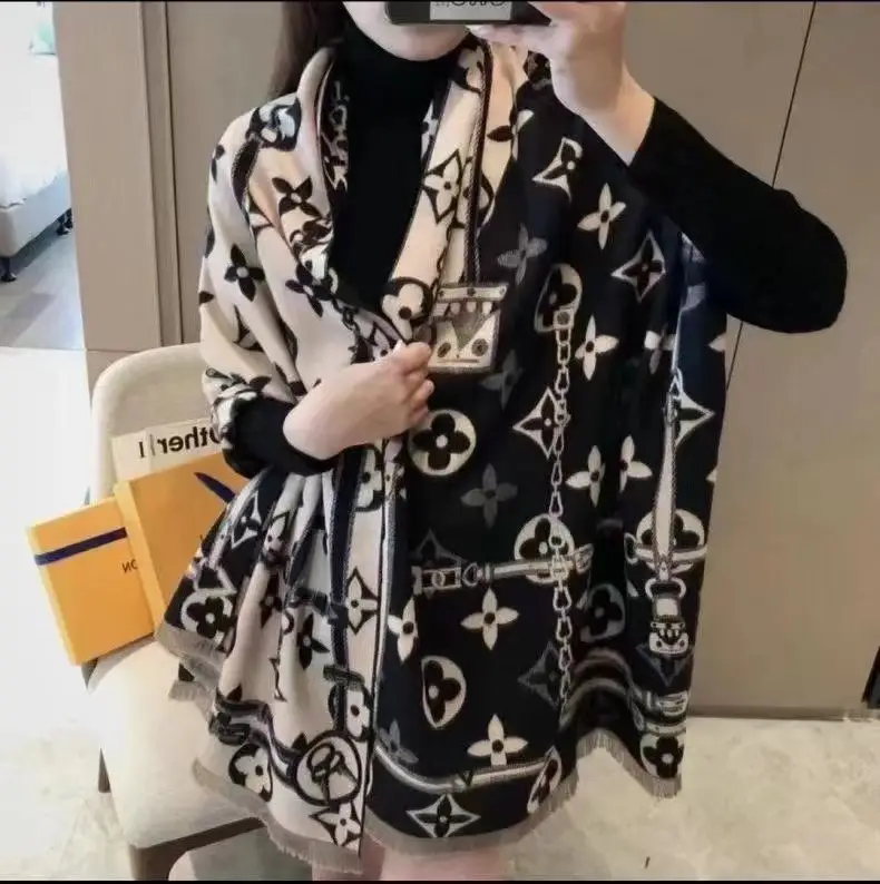 Women's Korean Style Warm Scarf Black White Double Sided - Image 8