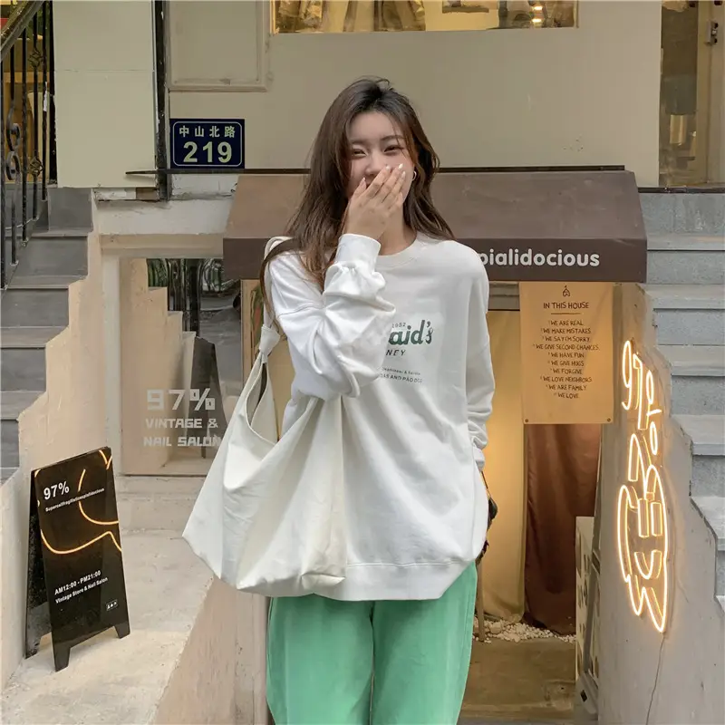 2022 Women Raglan Back Printed Sweatshirt Yellow — feature 10